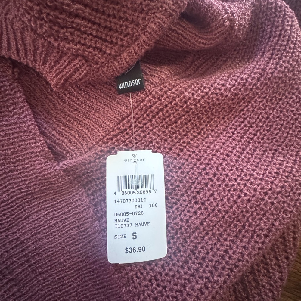 Windsor Loving Knit Basic Open Back Sweater - Picture 3 of 7